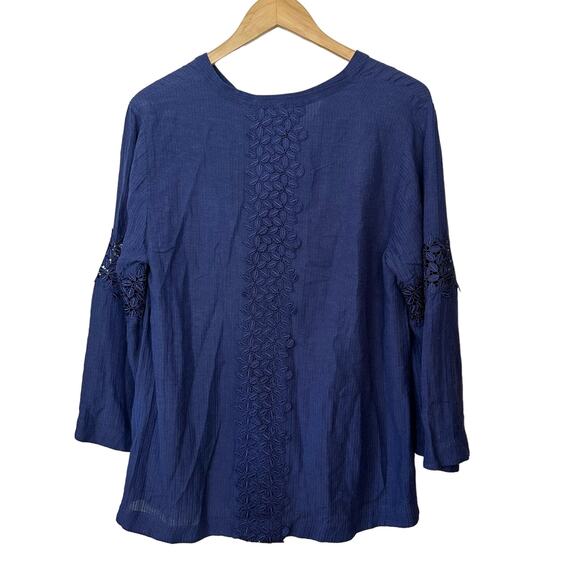 Soft Surroundings Morelos Blouse Blue Tunic Floral Eyelet Womens Large V Neck - Picture 4 of 6